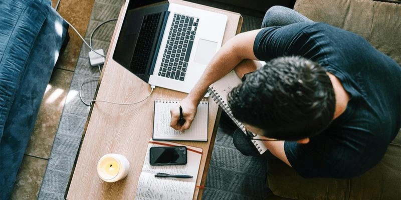 Comment réussir son BTS CCST par correspondance ?